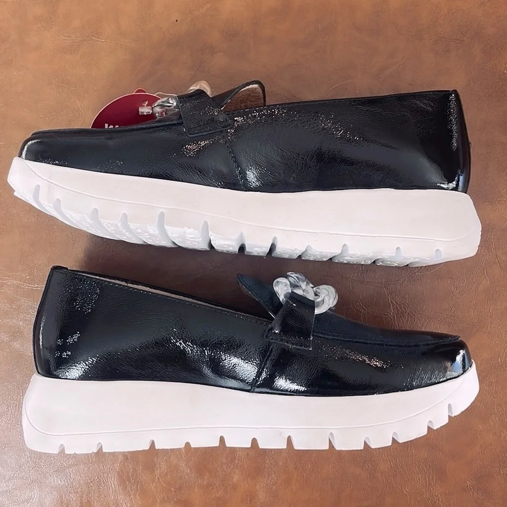 NWT A-2405 Platform Loafers in Black Patent Leather Size Euro 35